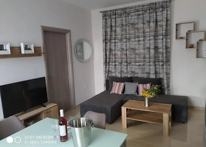 Fotakis - Comfortable Newbuilt 2 Bedroom Home, 20 Meters From The Sea Appartement Kardamena (Kos)