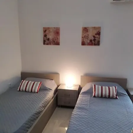 Apartmán Fotakis - Comfortable Newbuilt 2 Bedroom Home, 20 Meters From The Sea Kardamena (Kos)