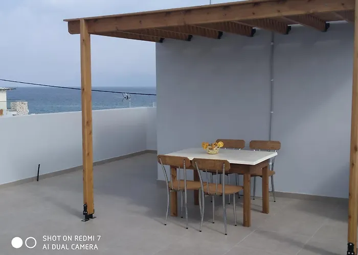 Fotakis - Comfortable Newbuilt 2 Bedroom Home, 20 Meters From The Sea Kardamena (Kos)