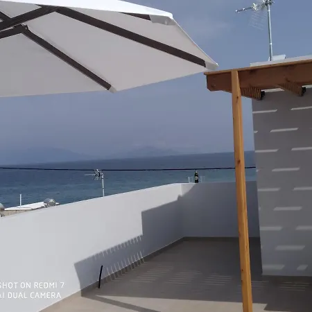 Fotakis - Comfortable Newbuilt 2 Bedroom Home, 20 Meters From The Sea Kardamena (Kos)