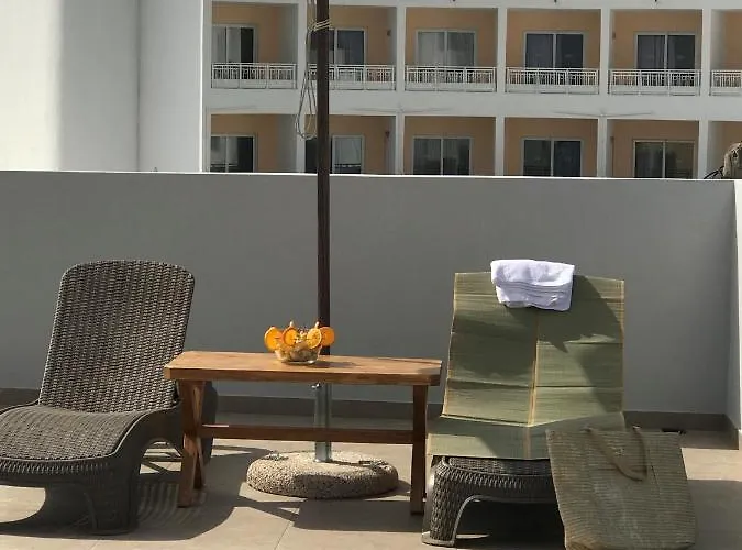 Fotakis - Comfortable Newbuilt 2 Bedroom Home, 20 Meters From The Sea Apartamento
