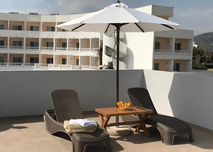 Apartamento Fotakis - Comfortable Newbuilt 2 Bedroom Home, 20 Meters From The Sea *